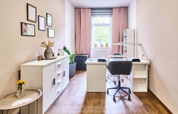 Nechtové študio - Nails Therapy