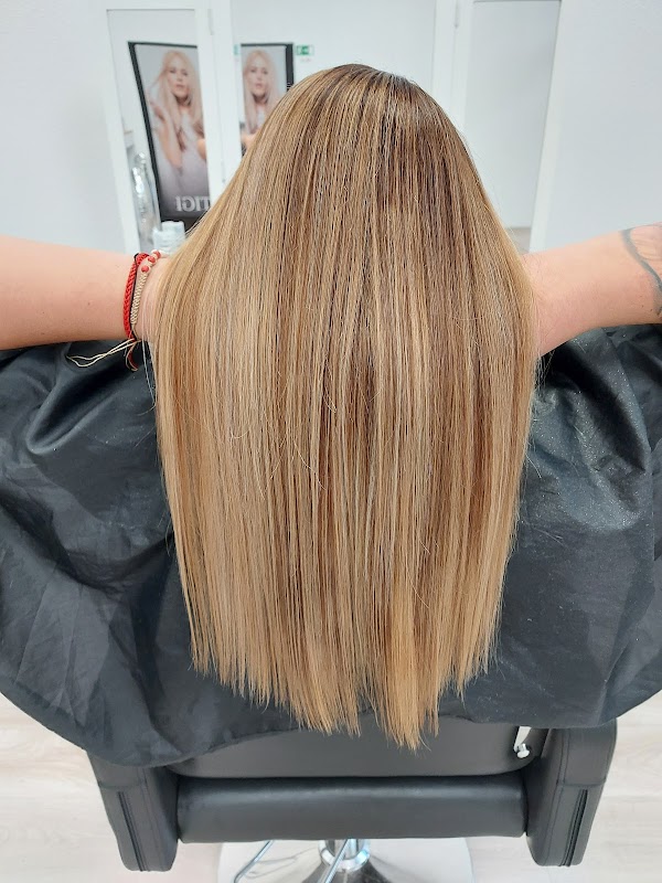 Veronika Mozolová - Kaderníctvo Choice