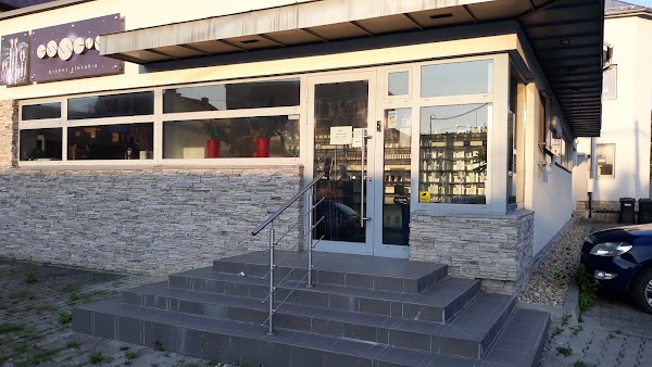 Essens - Cosmetics Shop – make-up v Žiline