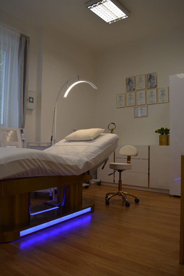 Jitka Kolláriková ESTETICKO - KOZMETICKÝ SALÓN