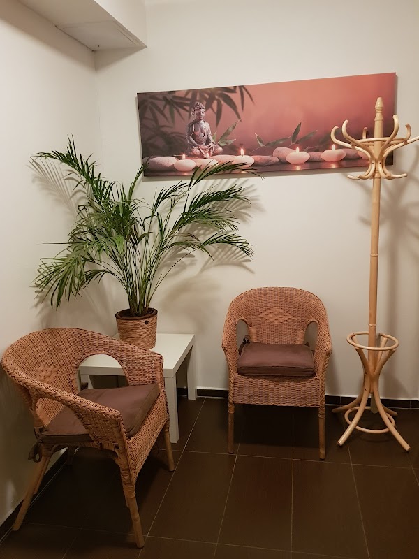 ZDRAVÉ MASÁŽE Mierová