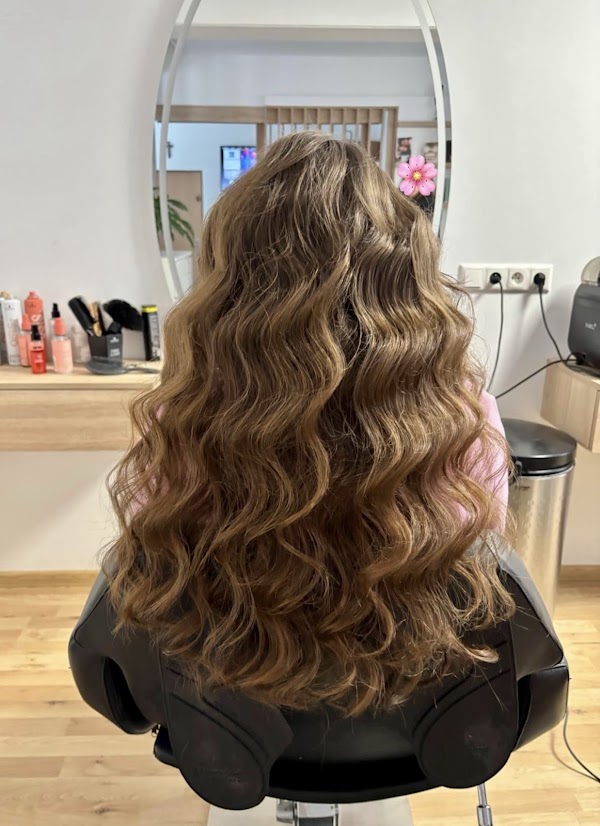 Kadernicky Salón Karla