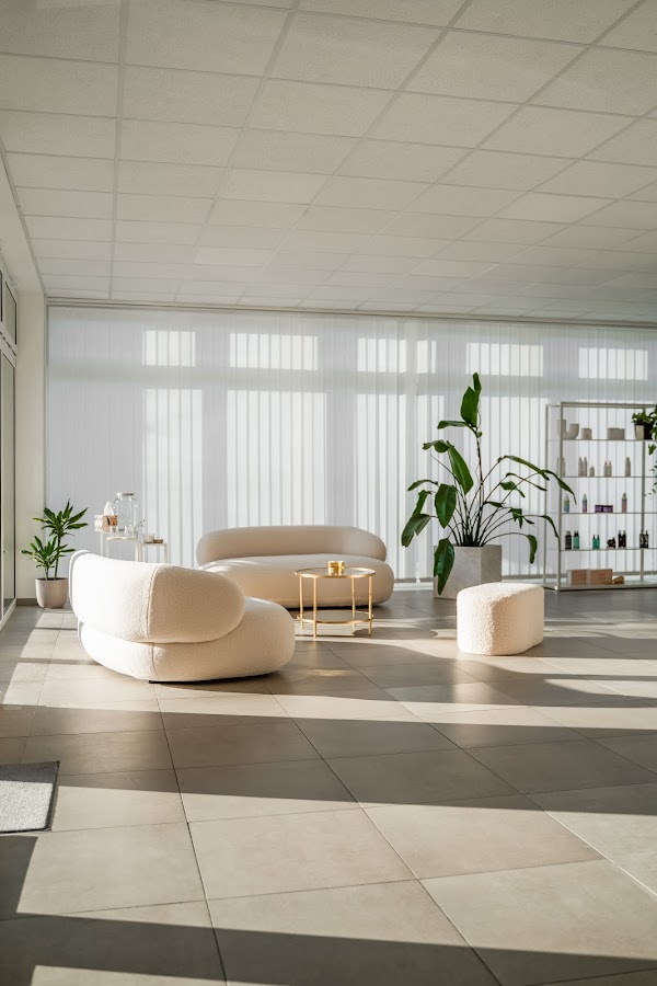 Hair therapy studio Trenčín | Prvý trichologický salón na Slovensku – kaderníctvo v Trenčíne