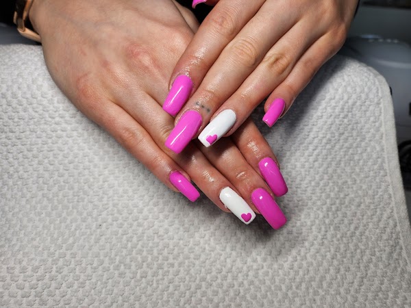 Gélové nechty Mirka