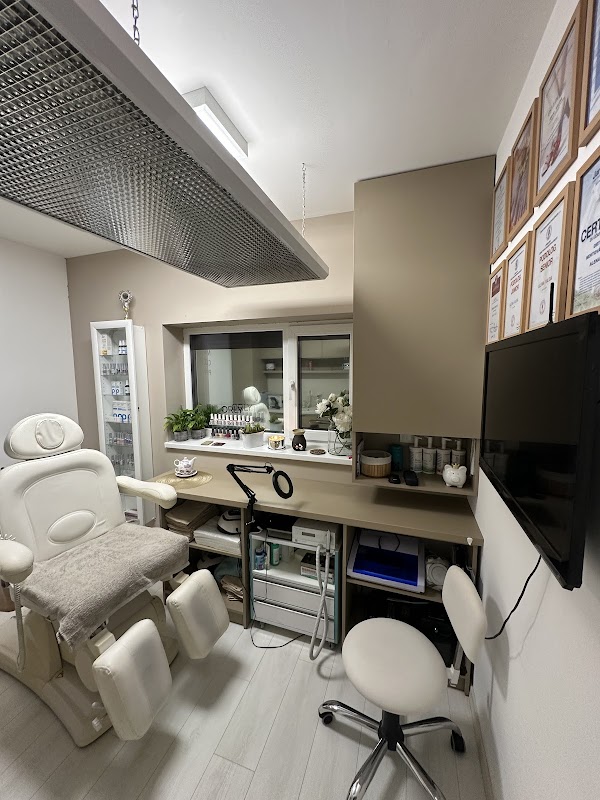 Alla Vajda - Medicínske Centrum Pedikúry ,s.r.o