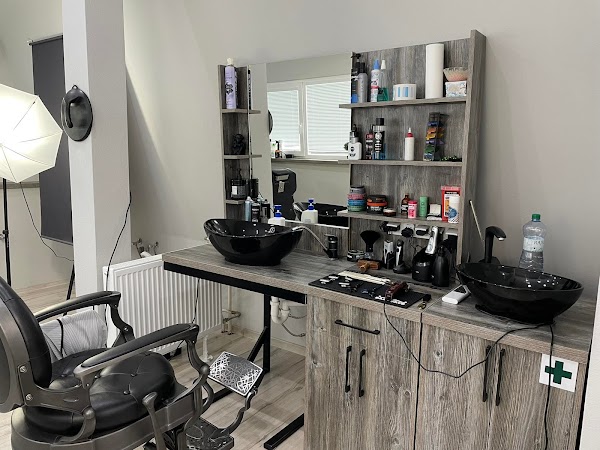 Jasaj Barber – barbershop v Trenčíne