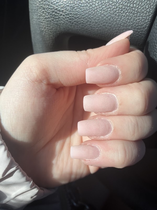 Nail isnstitute – by Yen Nhi