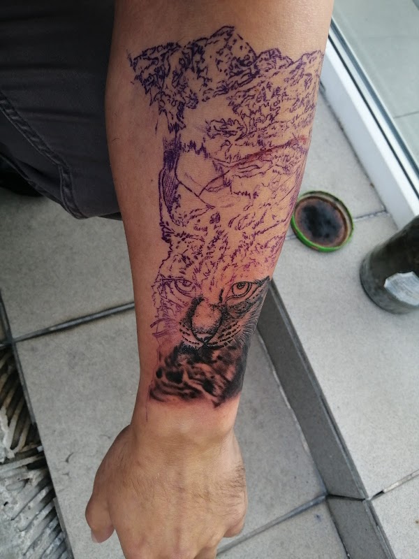 Nygma Tattoo & Piercing