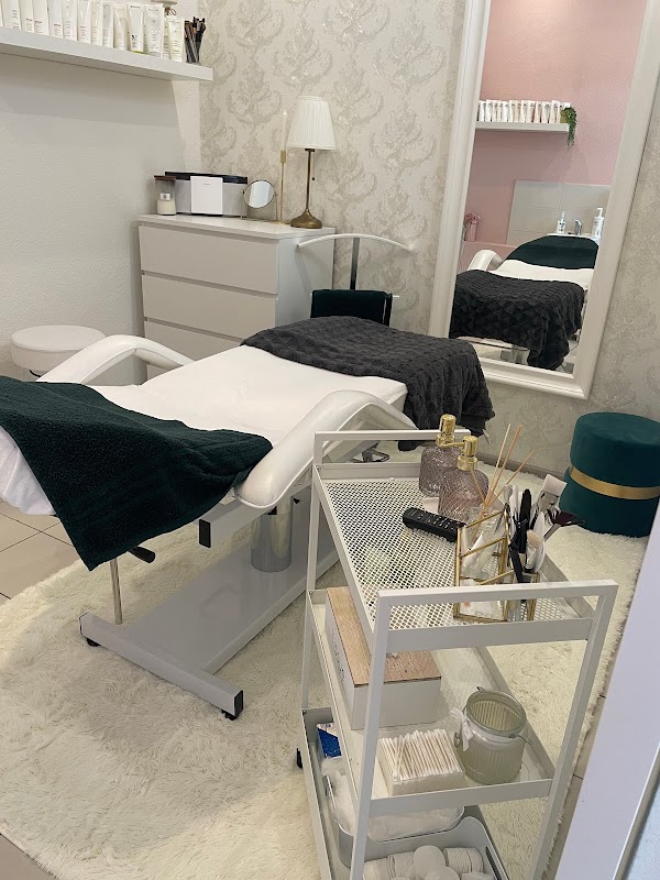 Kozmetický salón Lussylu - Zvolen