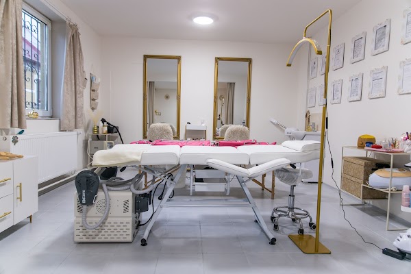 Kozmetika a Vizáž – make-up v Humennom
