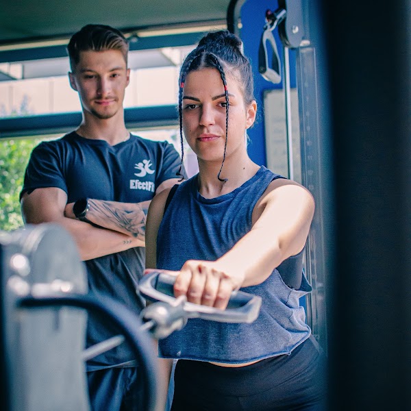 EfectFit Poprad | Funkčný tréning, Fyzioterapia, Masáže, Sauna, Fitness centrum, Výživové poradenstvo a Skupinové tréningy – masáže v Poprade