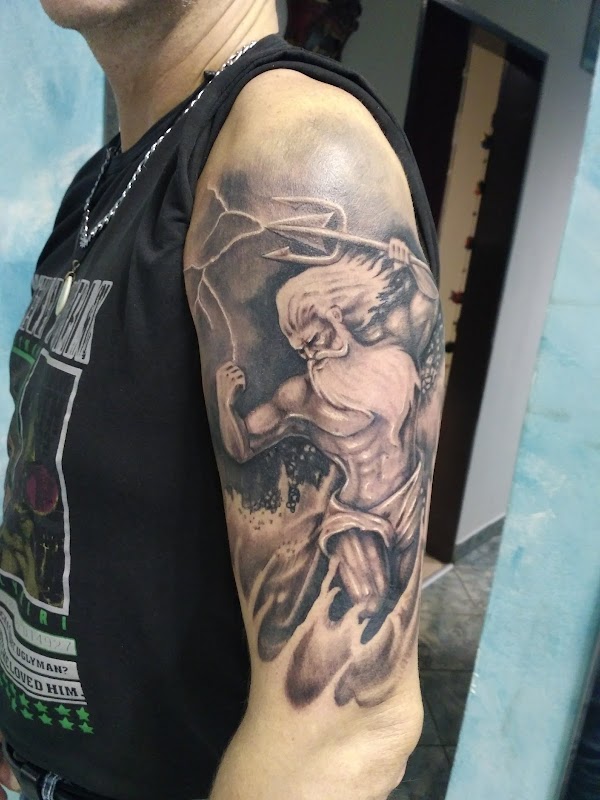 Royal Rebels Tattoo – tetovanie v Prešove