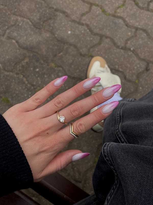 OMG! NAILS – nechtové štúdio v Banskej Bystrici